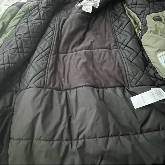 Boys Columbia VERTEX Coat ~ Youth Size 14/16 ~ Olive Green/Black/White - Picture 8 of 11